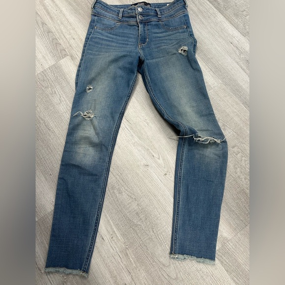 ollister High Rise Jean Legging Size 5 / 27 Distressed Raw Hem Skinny Jeans - Picture 2 of 10